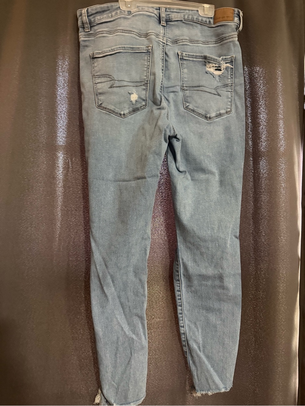 American Eagle Distressed Women’s Light Blue Ripped Jeans - Picture 4 of 7